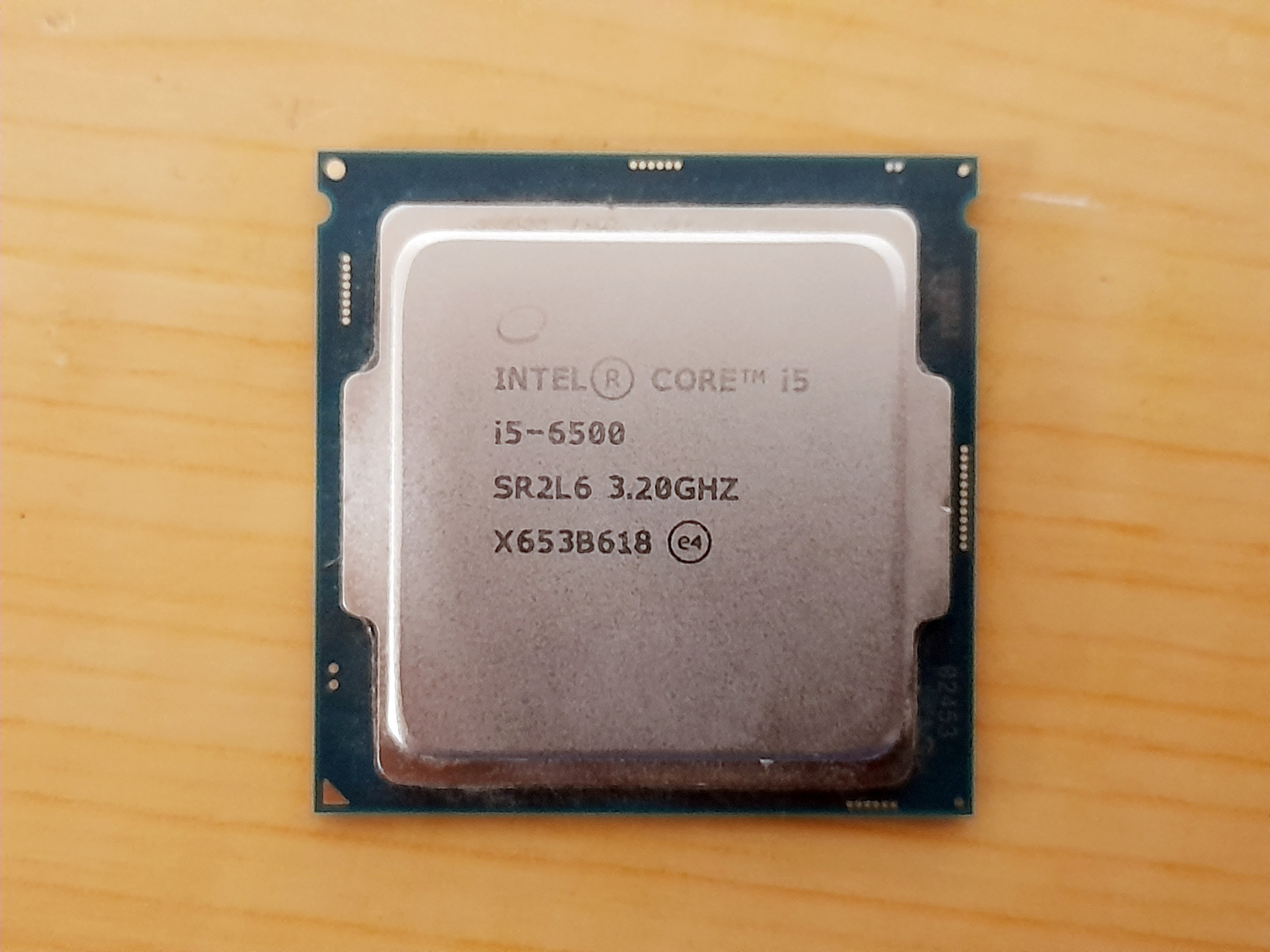 I5 13400f сравнение. I5 9400f. Intel Core i5-9400 OEM. Процессор Intel Core i5-9400f Box. Процессор Intel Core 5-9400f CPU.