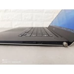 Kép 8/10 - Dell Precision 5530,15.6",FHD,E-2176M,32GB DDR4,512GB M2+1TB,4GB VGA,WIN10