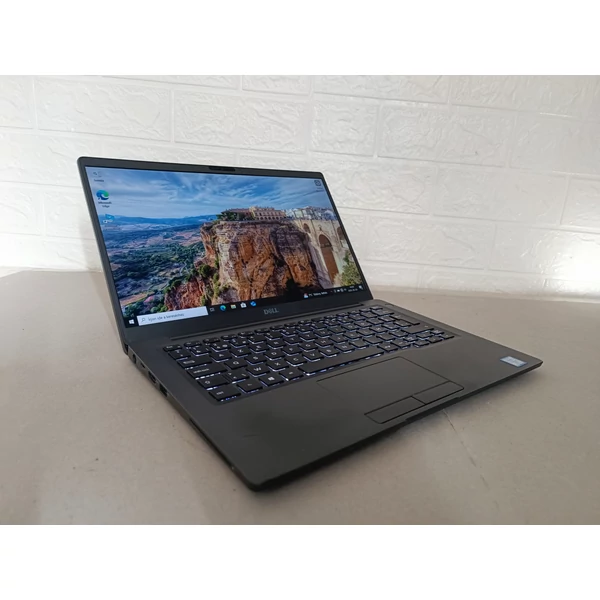 Dell Latitude 7400,14",FHD,i7-8665U,16GB DDR4, 512GB SSD,WIN10