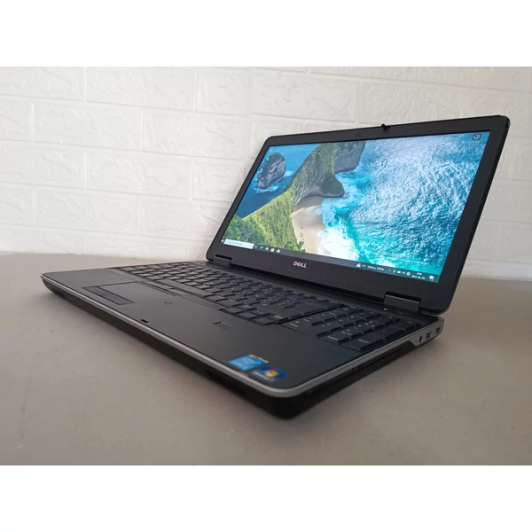 Dell Latitude E6540,15.6,FHD,i5-4210M,8GB DDR3,128GB SSD,WIN10