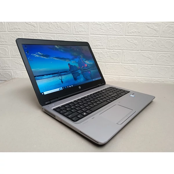 HP Probook 650 G3,FHD,15.6",i5-7200U,8GB DDR4,256GB SSD,WIN10