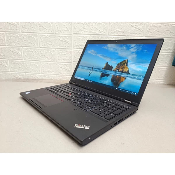 Lenovo ThinkPad P51,15.6",FHD,i7-6820HQ,16GB DDR4,512GB SSD,M12000 4GB VGA,WIN10
